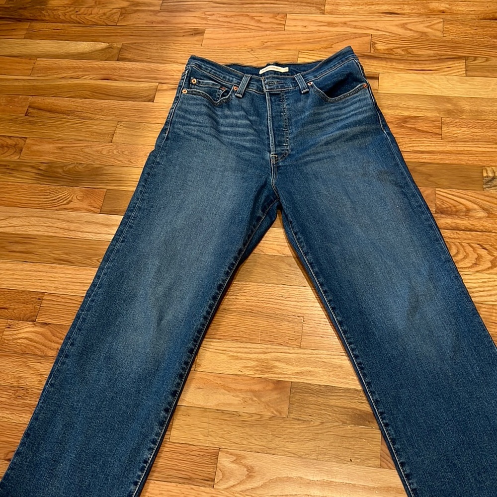 New Levi’s Ribcage straight